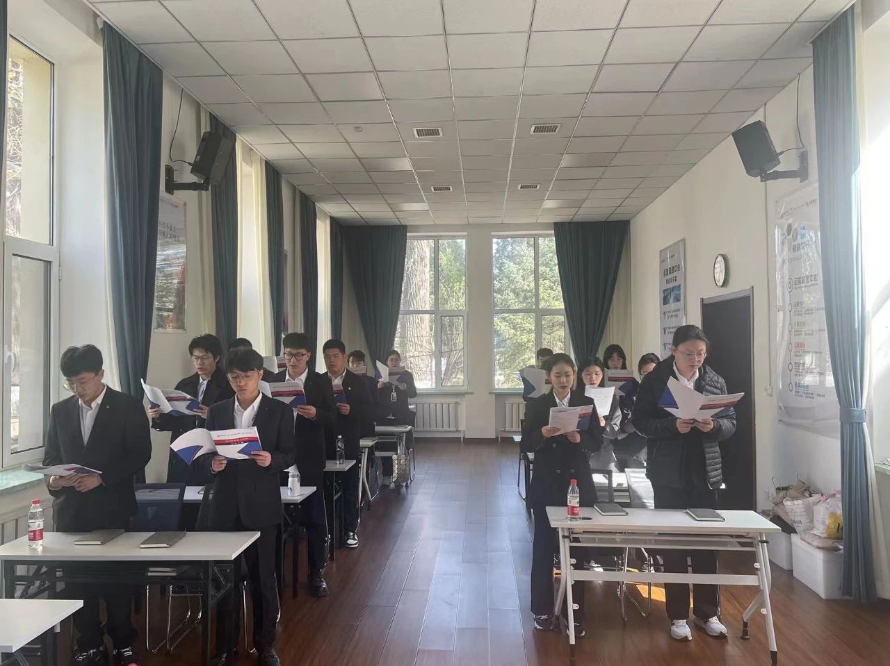 學(xué)習(xí)新知識(shí)，感悟新內(nèi)涵——鞍勤集團(tuán)、溫泉集團(tuán)、公服集團(tuán)新生培訓(xùn)迎來階段性成果